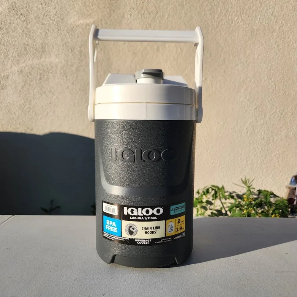 NEW Igloo Half Gallon Tumbler Jug Cooler Beverage Container Thermos 1/2 Gallon S